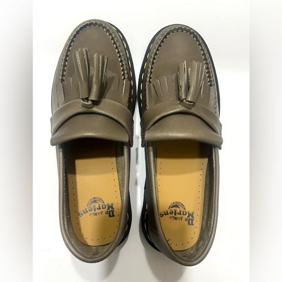 Dr. Martens Men’s Adrian YS Leather Tassel Loafer in Olive Green New - Picture 8 of 16